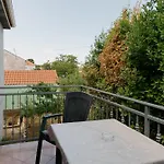 Vesna * Zára