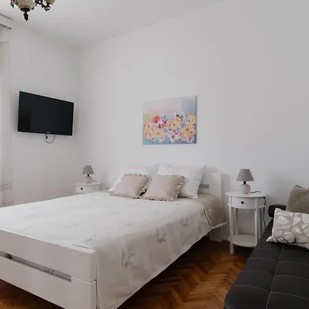 Apartman Vesna *